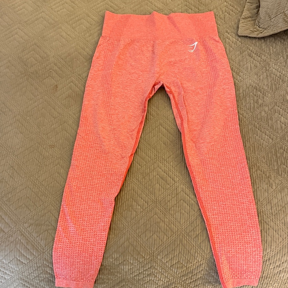 Gymshark Vibrant Pink Leggings - Picture 4 of 4